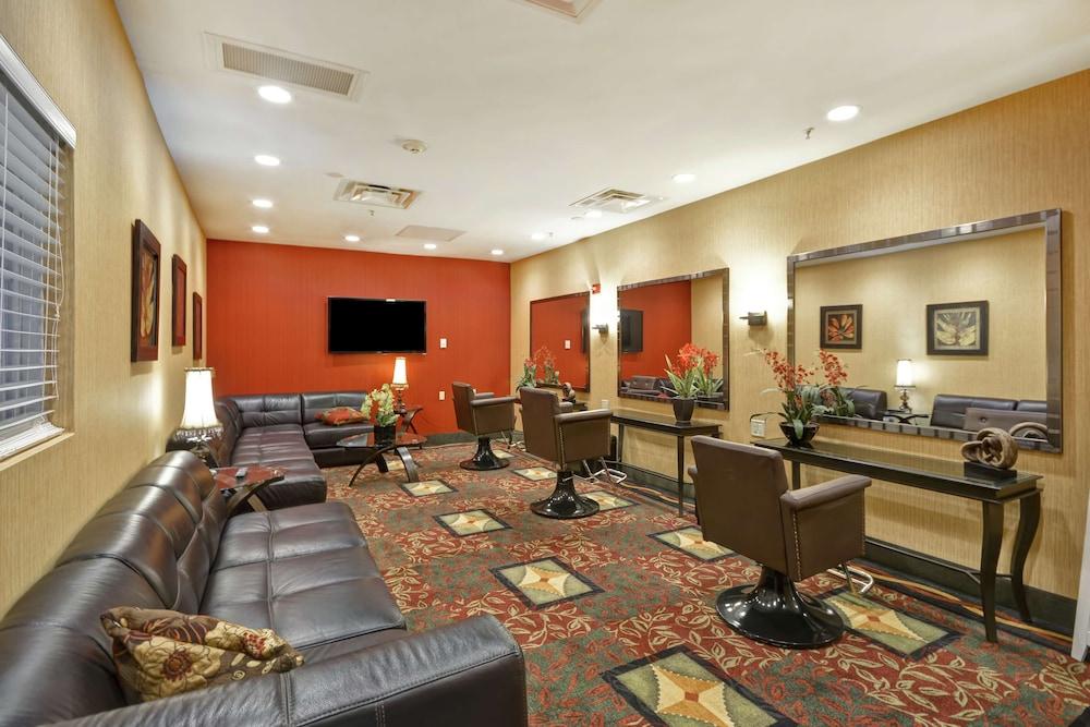 Hilton Garden Inn Riverhead Exteriér fotografie