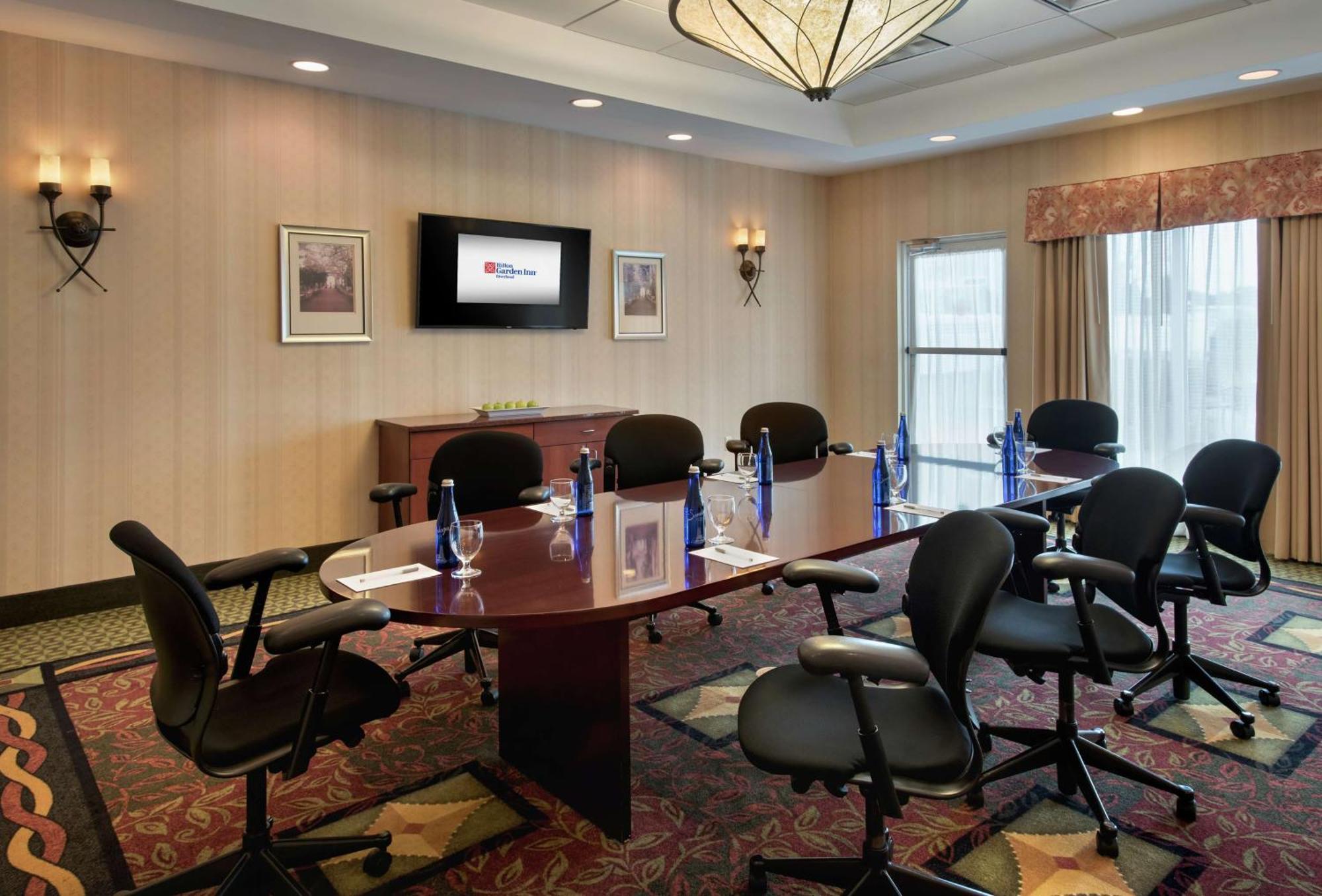 Hilton Garden Inn Riverhead Exteriér fotografie