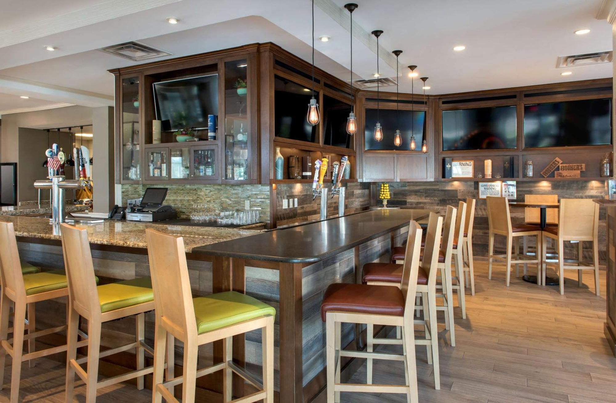 Hilton Garden Inn Riverhead Exteriér fotografie