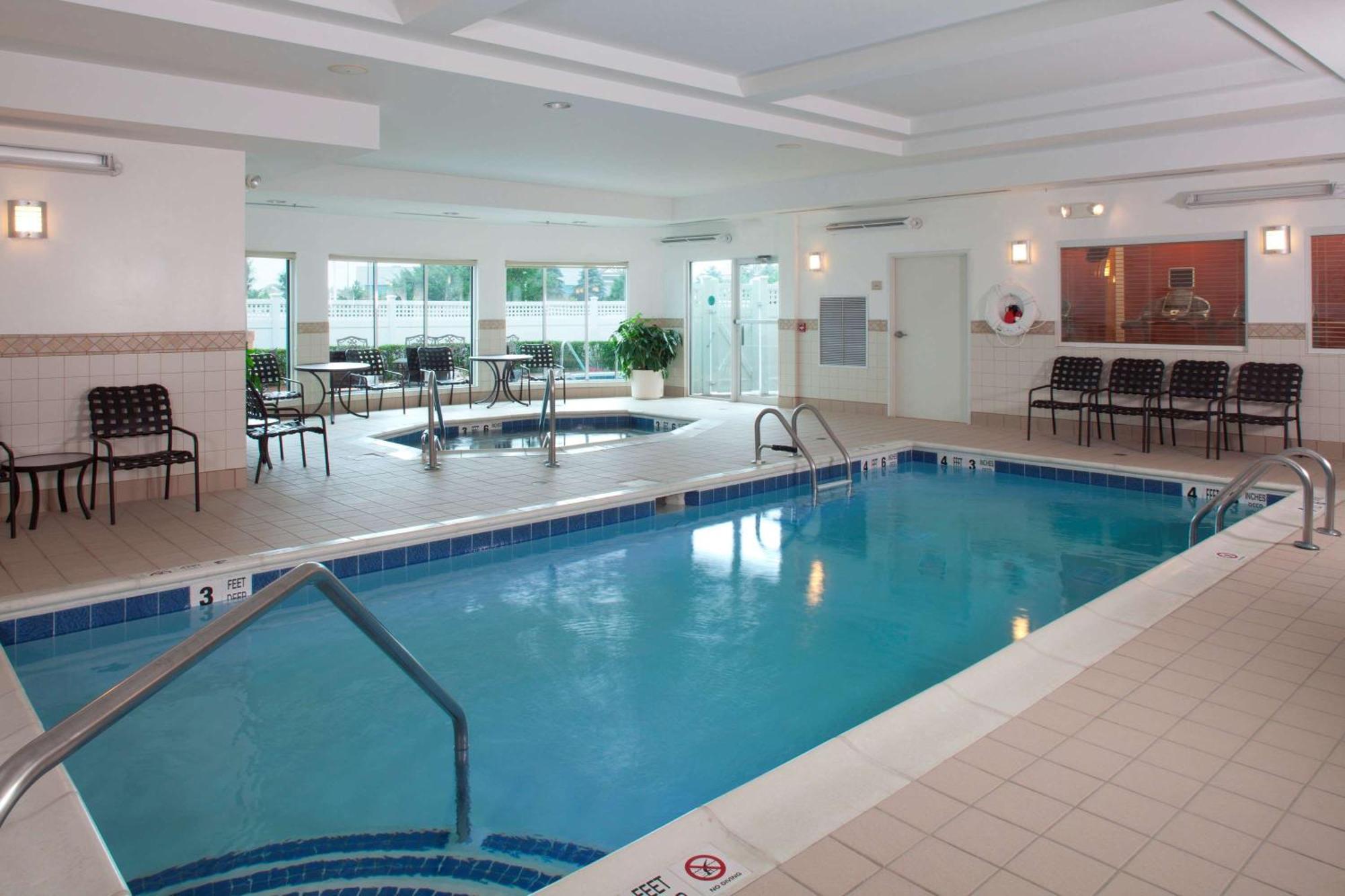 Hilton Garden Inn Riverhead Exteriér fotografie