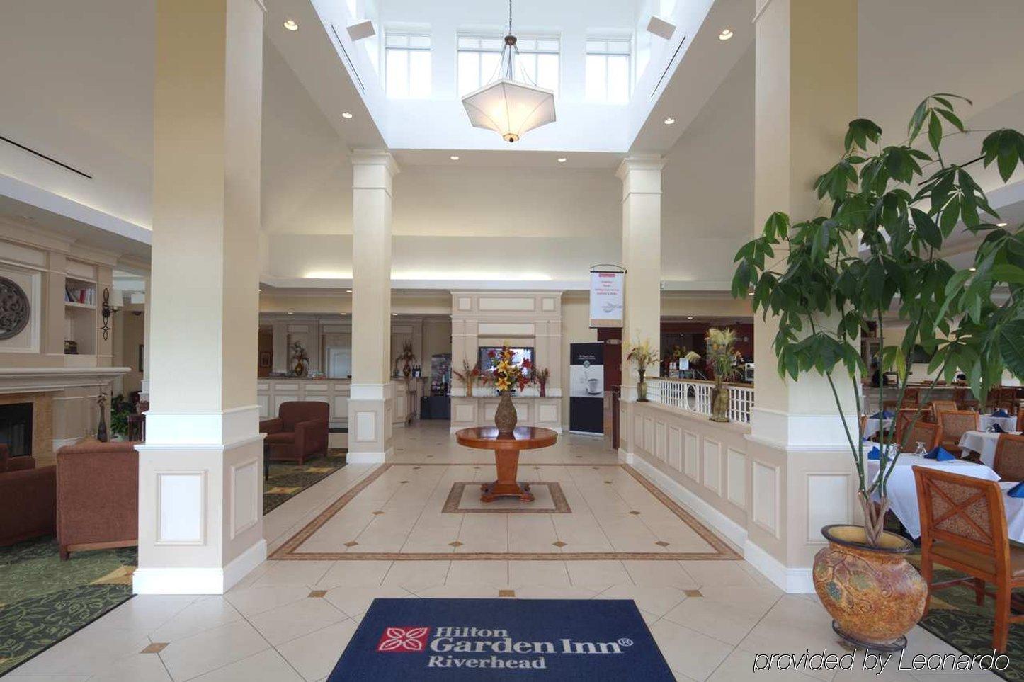 Hilton Garden Inn Riverhead Exteriér fotografie